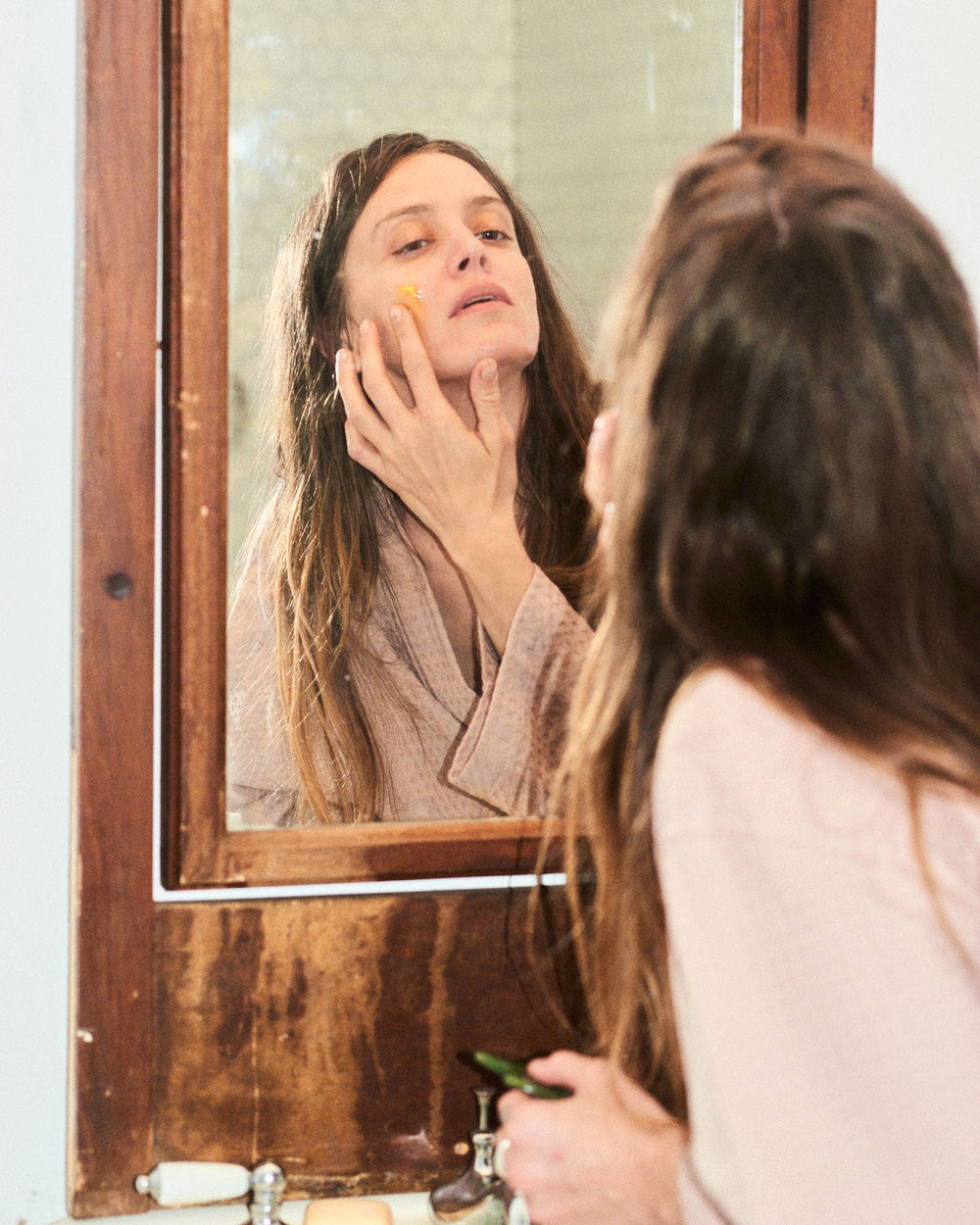 Best Organic Face Oils: How to Choose a Nourishing Facial Oil