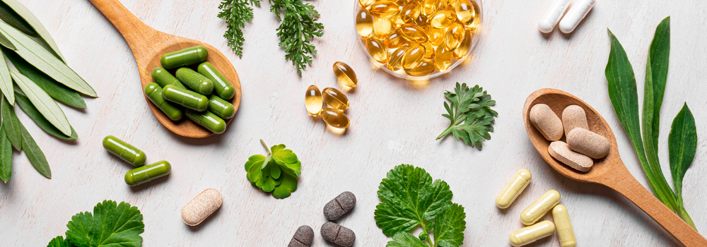 Various skin care plants on spoons 